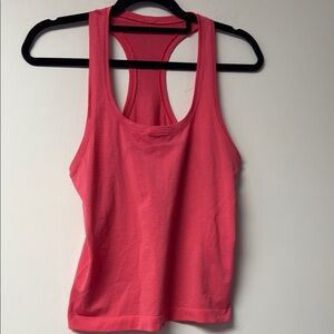 Lululemon Swiftly Tank 2.0 Race Length